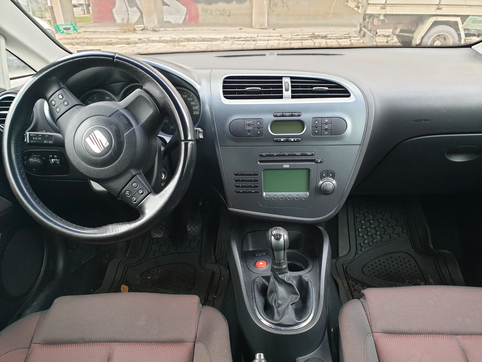 Seat Leon, снимка 10 - Автомобили и джипове - 56406305