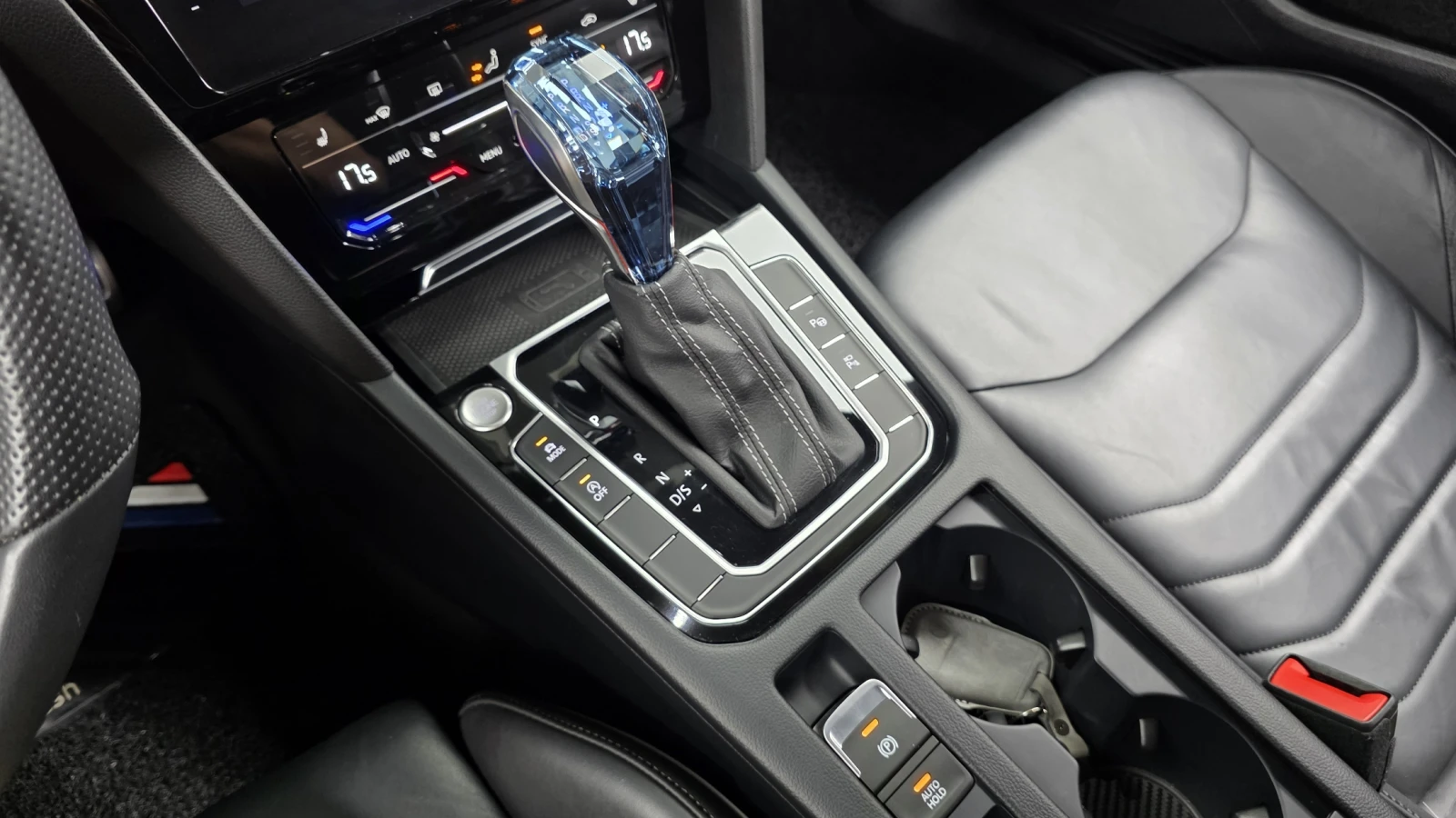 VW Arteon 2.0 TDI BLIND SPOT 360 ������ ����* encareu.com | Mobile.bg � ����������� 9
