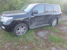 Toyota Land cruiser J200 4.5 V8 D-4D, снимка 2