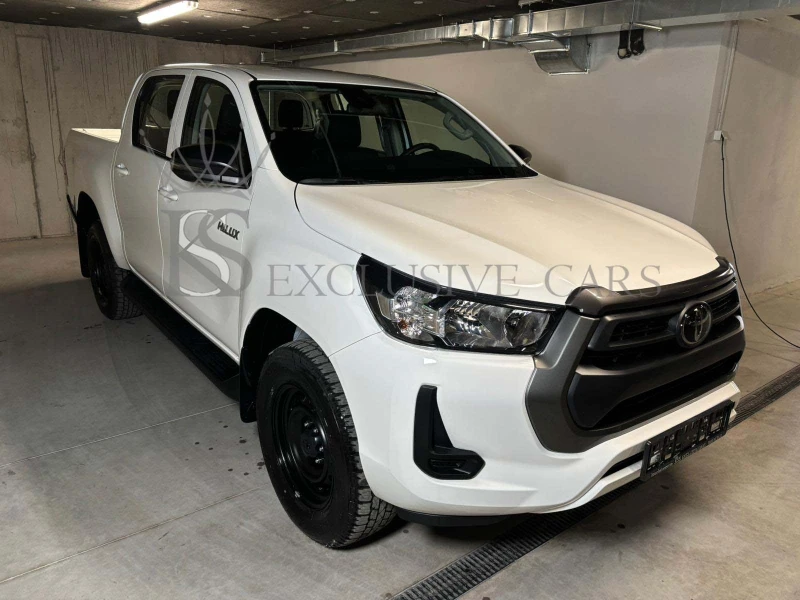 Toyota Hilux 2.8 D* COMFORT* DOUBLE CABIN* 4X4* , снимка 3 - Автомобили и джипове - 51352841