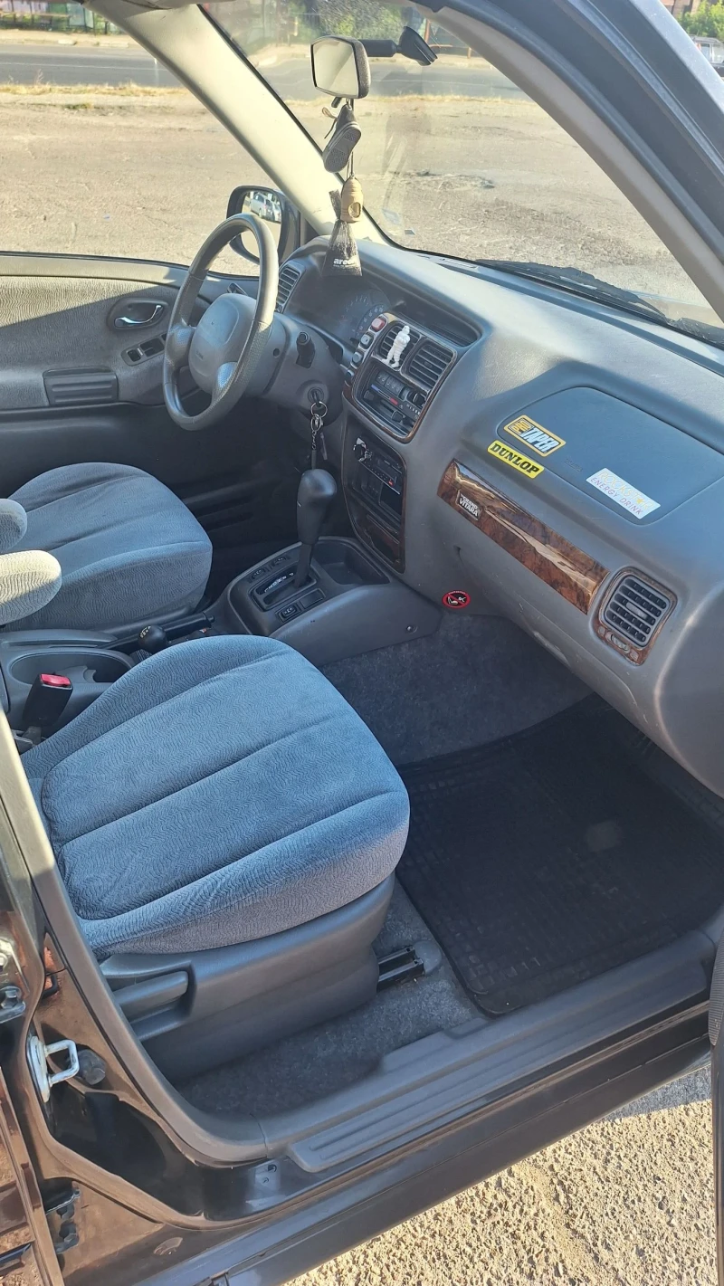 Suzuki Grand vitara 2.7 бензин газ, снимка 9 - Автомобили и джипове - 52929858