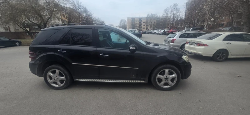 Mercedes-Benz ML 320, снимка 5 - Автомобили и джипове - 52577822