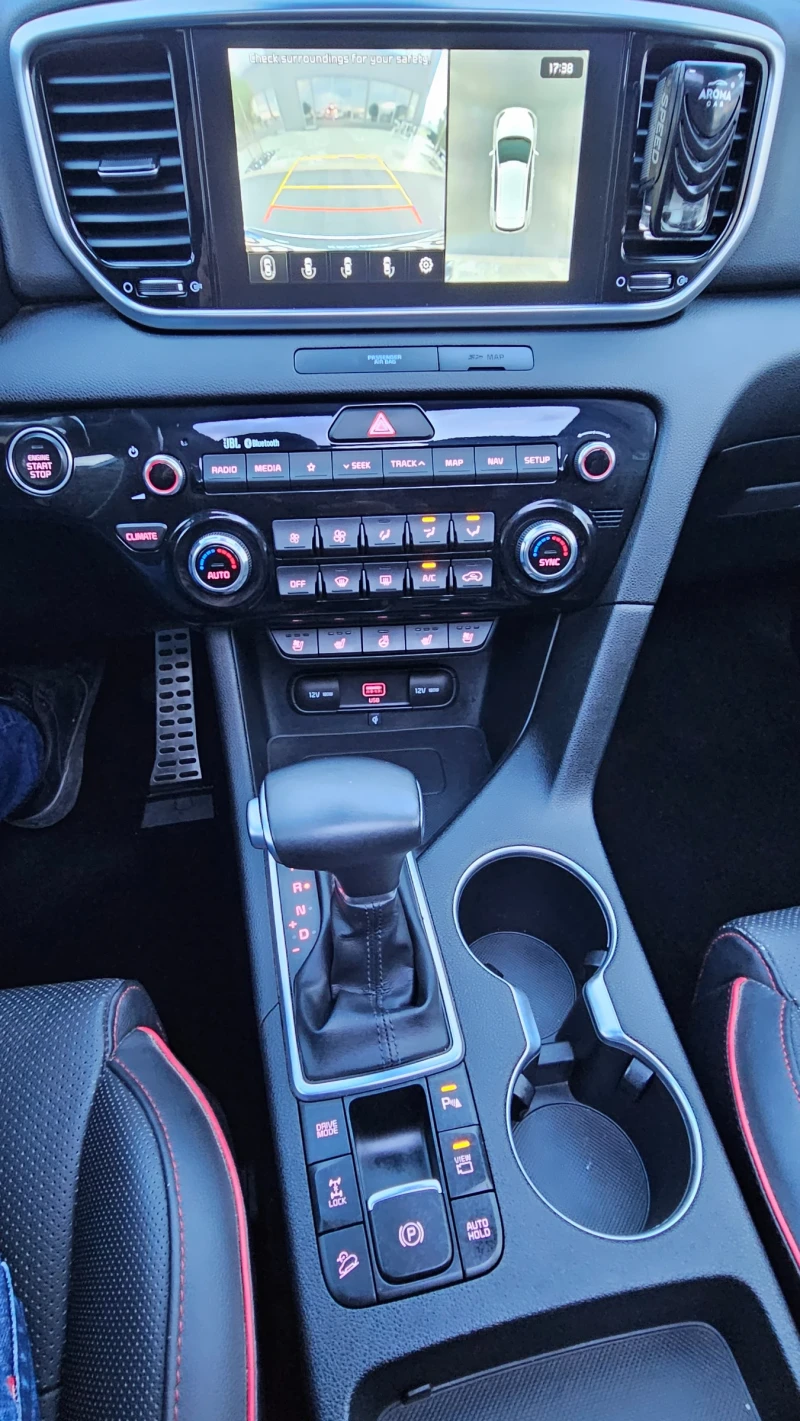 Kia Sportage GT-Line* 4WD* Aut.* LED* Pano* 360Kam.* Печка* Eur, снимка 11 - Автомобили и джипове - 53497946