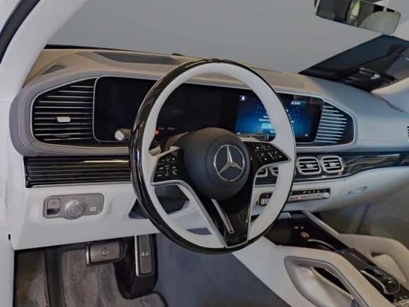 Mercedes-Benz GLS 600 Maybach 4Matic = Exclusive = Гаранция, снимка 4 - Автомобили и джипове - 53156528