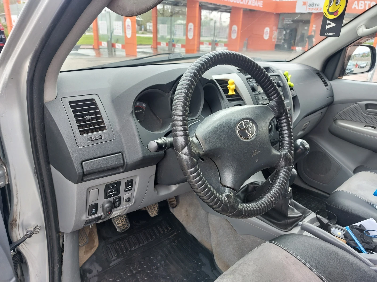 Toyota Hilux  - изображение 5