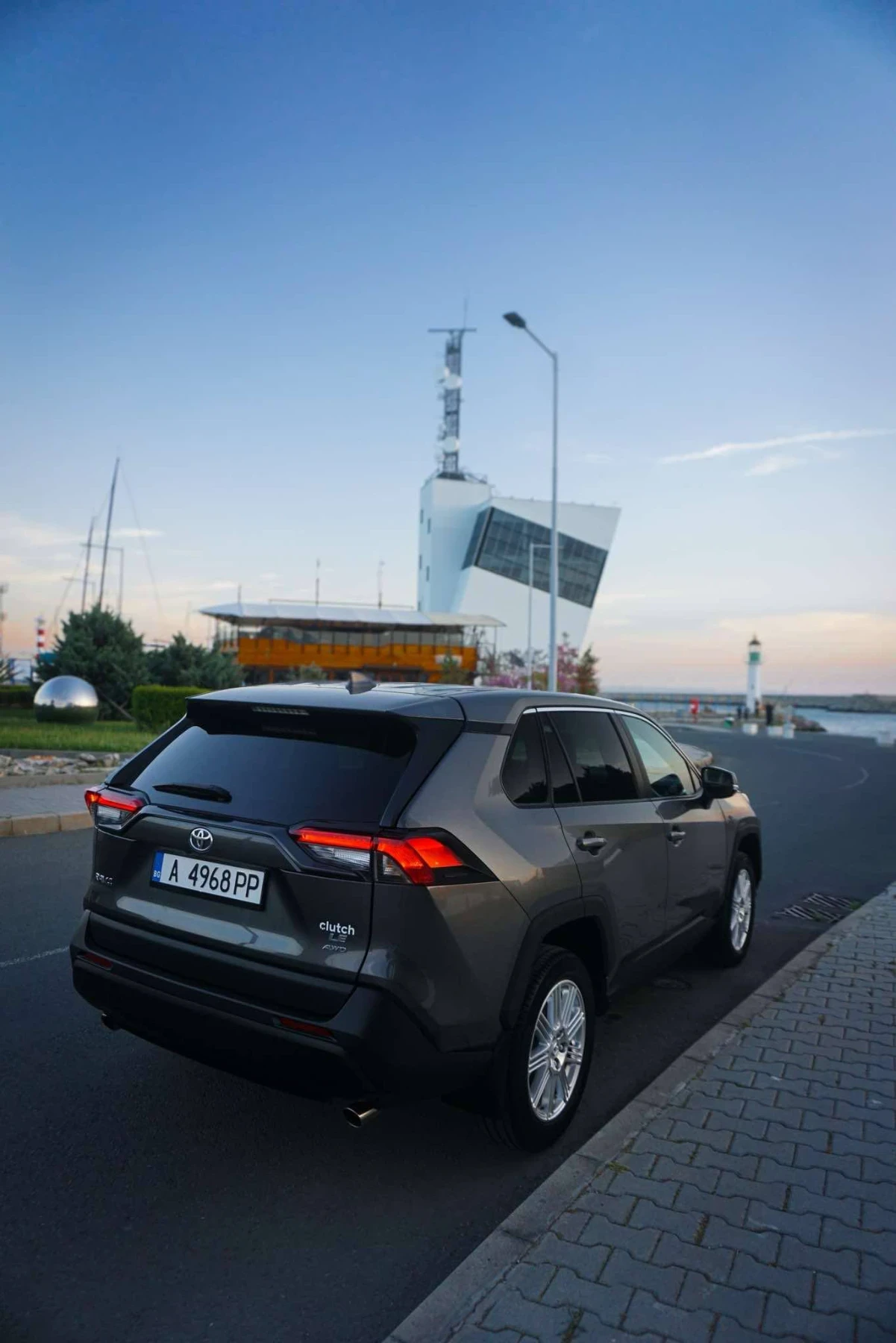 Toyota Rav4 2.5L/ 4X4/ /2022г.23 000км. - изображение 5