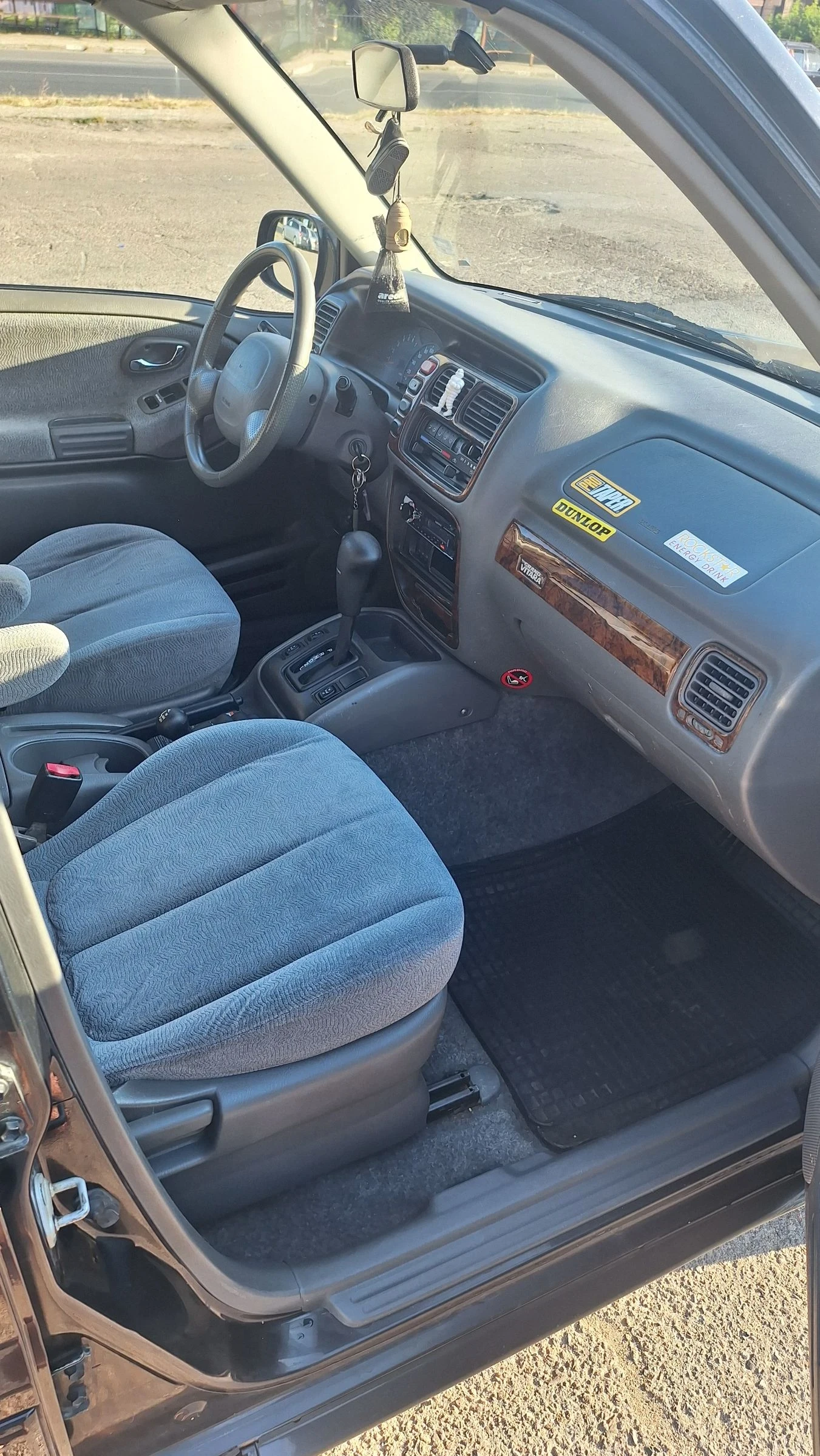 Suzuki Grand vitara 2.7 бензин газ - изображение 9