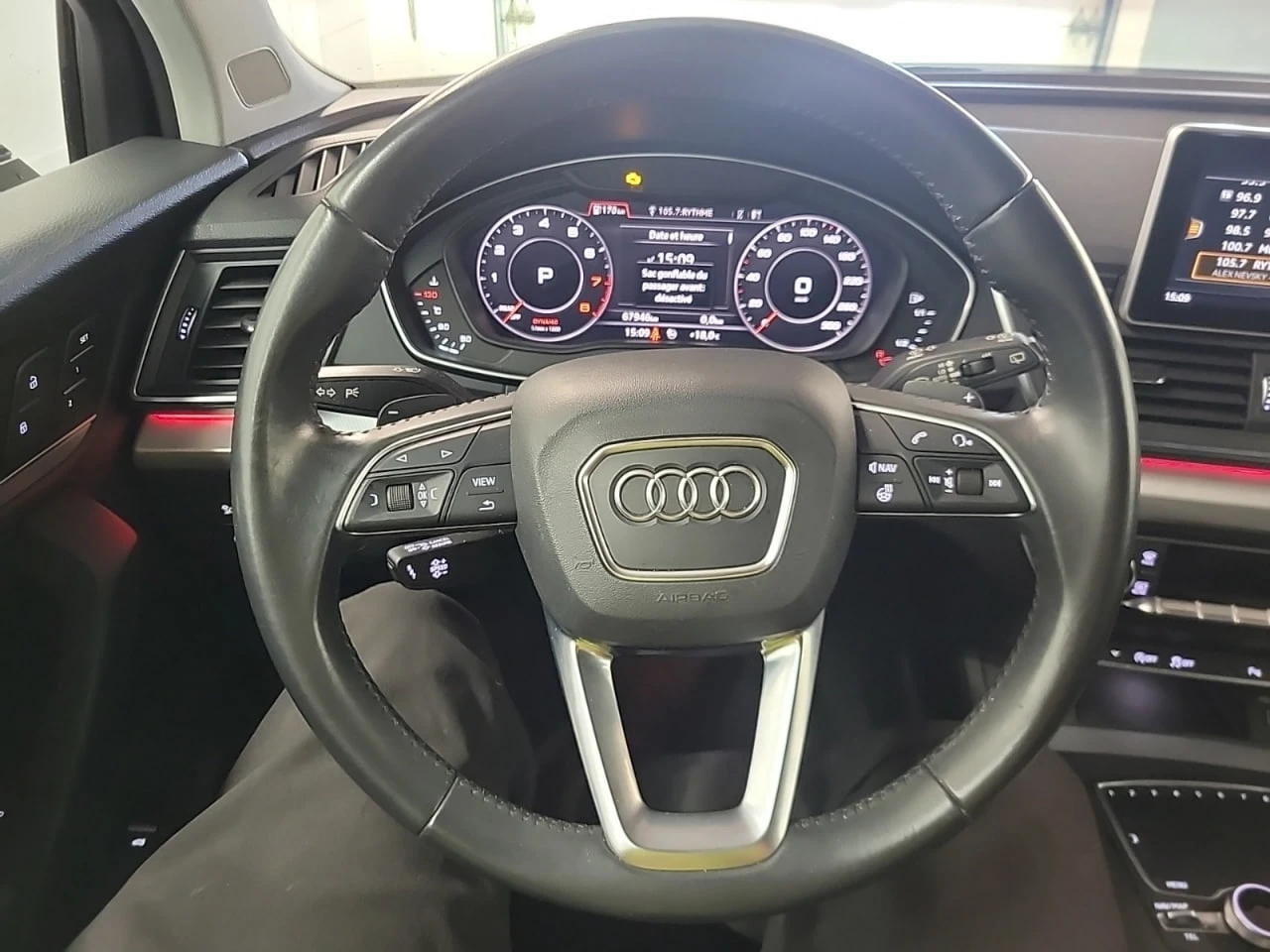 Audi Q5 TECHNIK * CARFAX * АвтоКредит * Цена до България*  - изображение 10