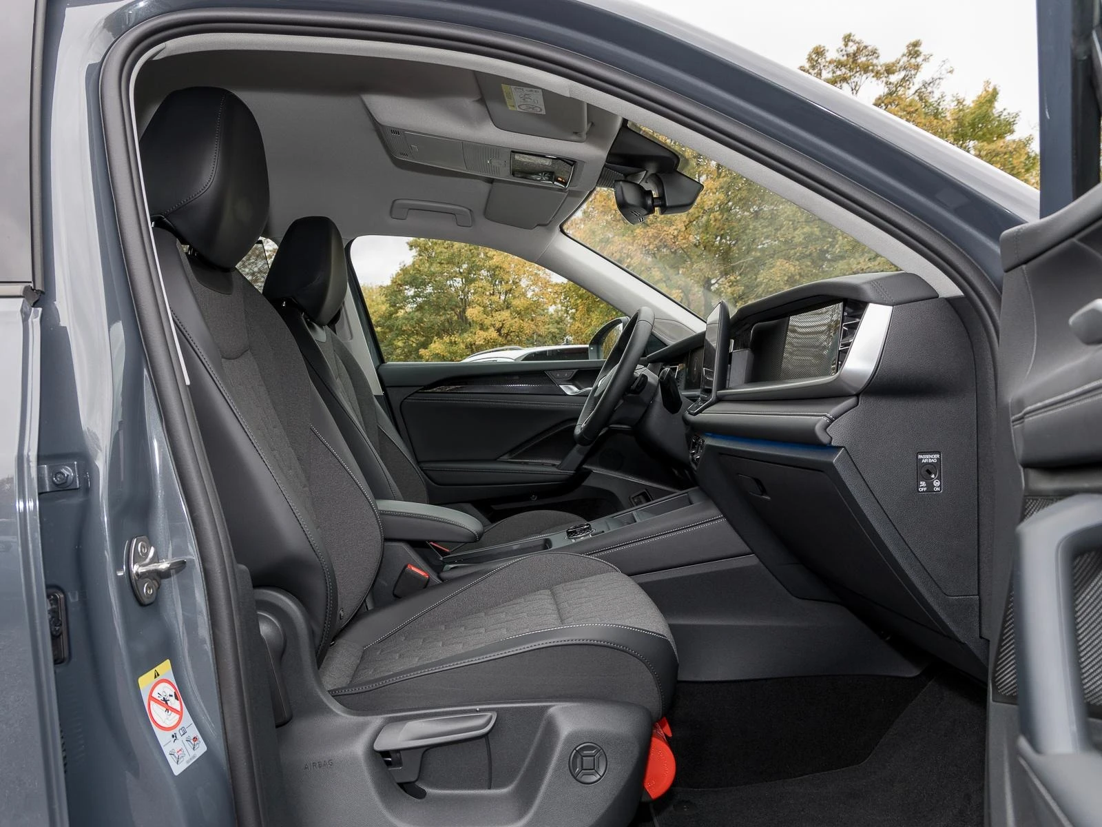 VW Tayron 1.5 TSI* e HYBRID* DSG* DISTR* KEYLESS* 360 CAM* C - изображение 10