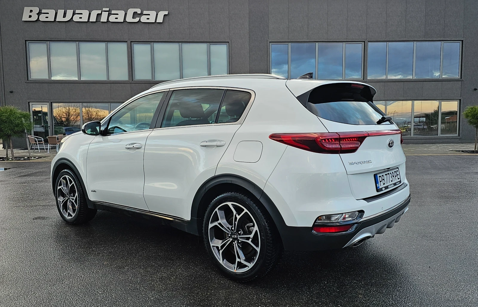 Kia Sportage GT-Line* 4WD* Aut.* LED* Pano* 360Kam.* Печка* Eur - изображение 4