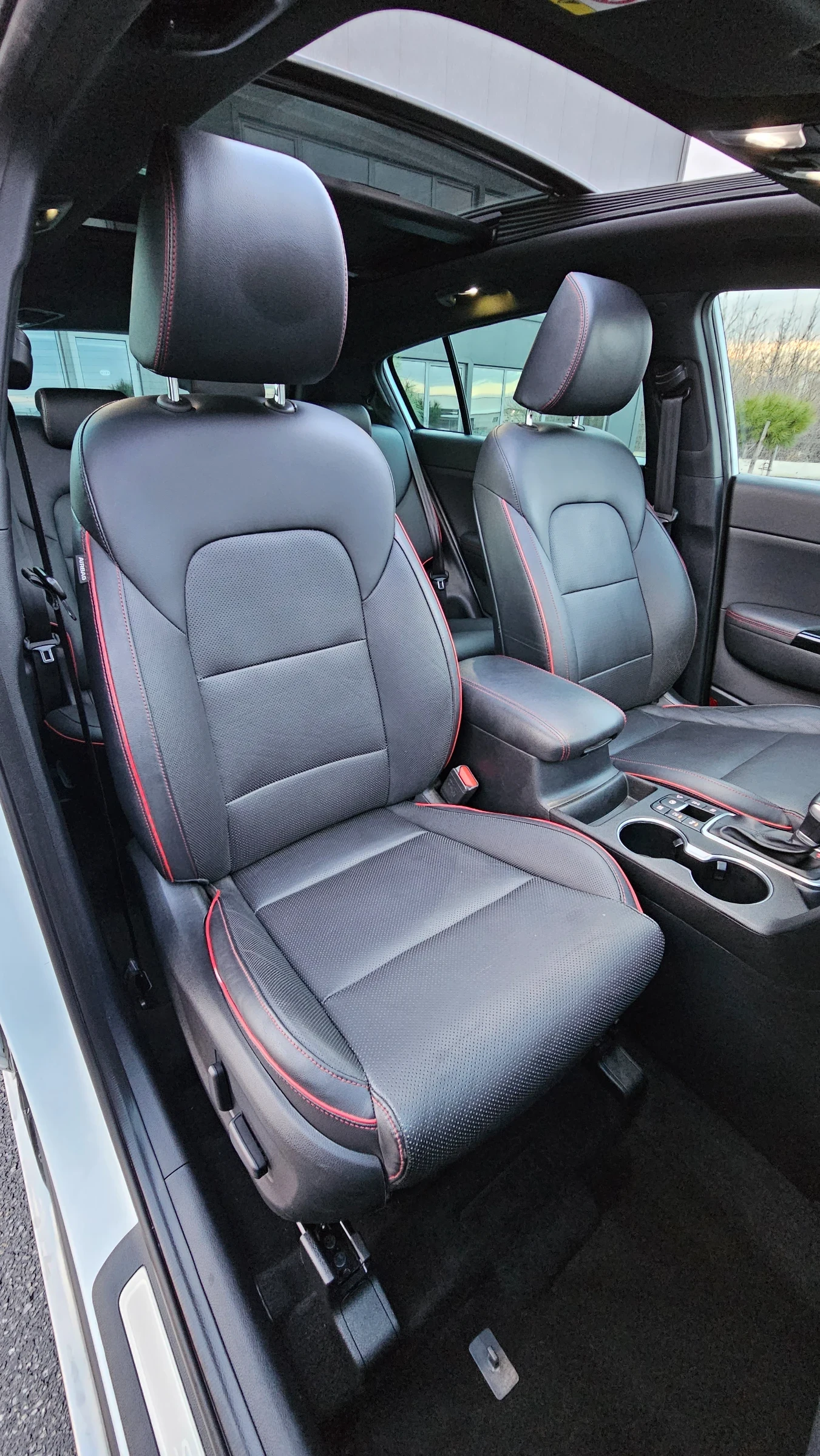 Kia Sportage GT-Line* 4WD* Aut.* LED* Pano* 360Kam.* Печка* Eur, снимка 17 - Автомобили и джипове - 53497946