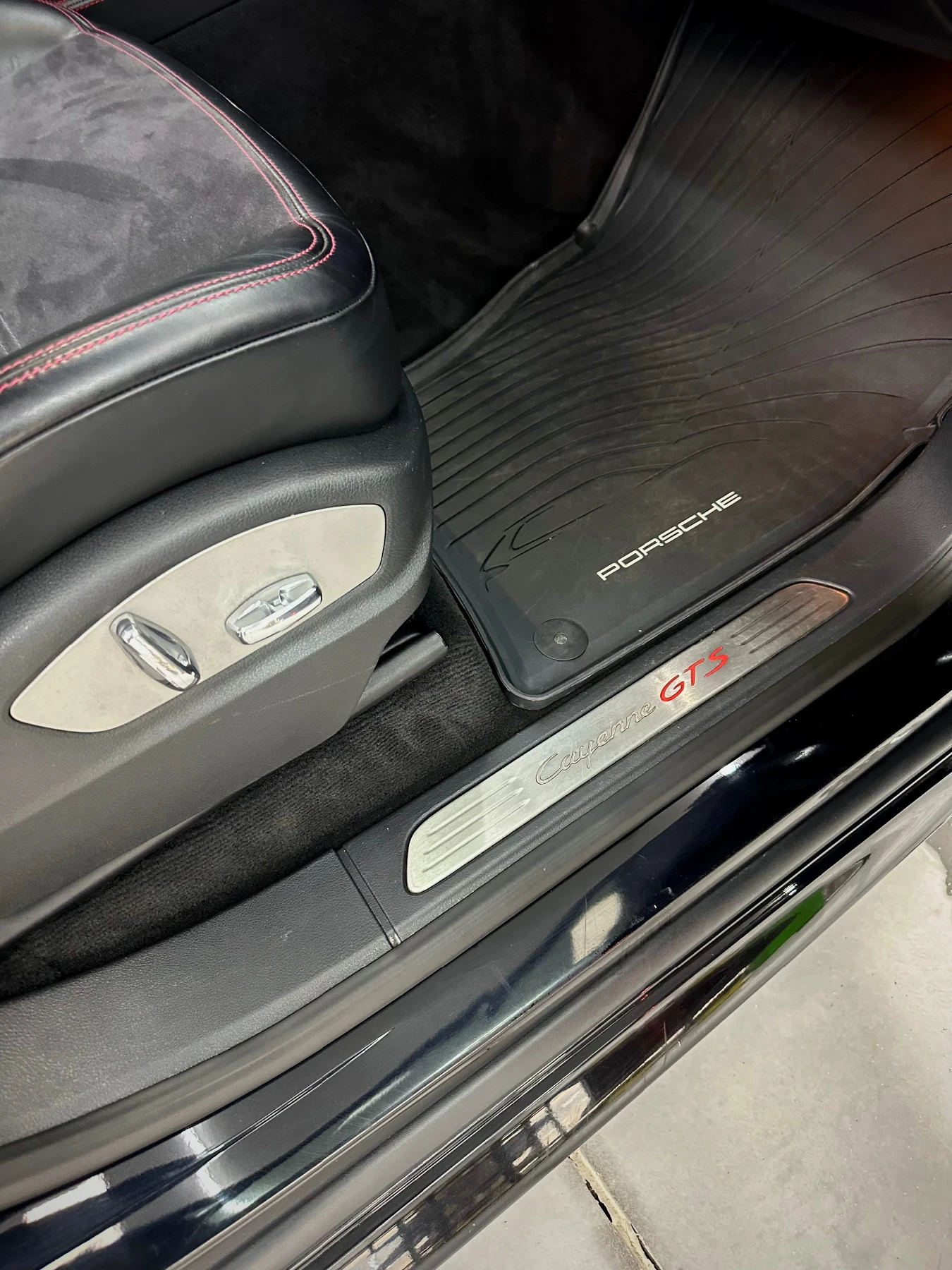 Porsche Cayenne GTS, снимка 11 - Автомобили и джипове - 53751399