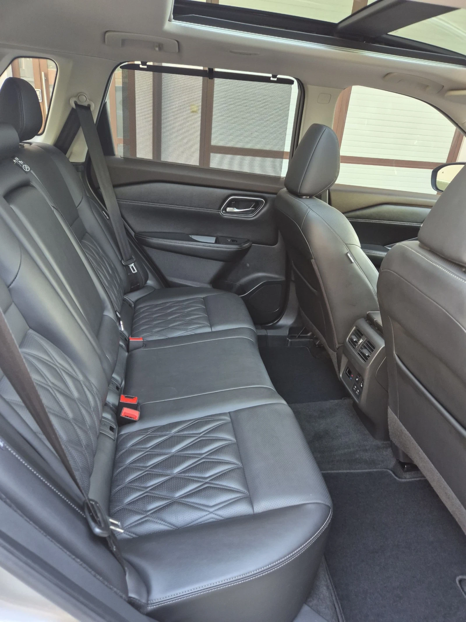 Nissan X-trail 2.5i, AWD, PLATINUM , снимка 10 - Автомобили и джипове - 54358281