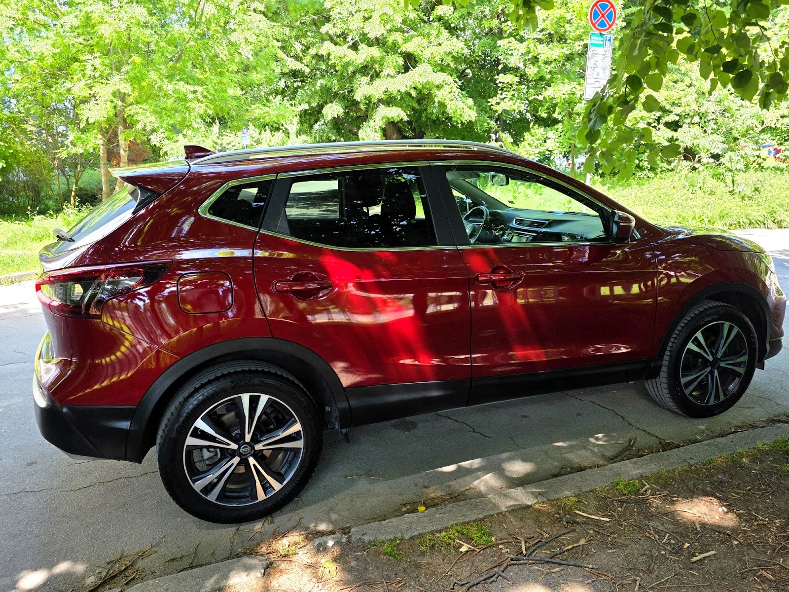 Nissan Qashqai N-Connecta 1.3 DIG-T Xtronic, снимка 9 - Автомобили и джипове - 54733509