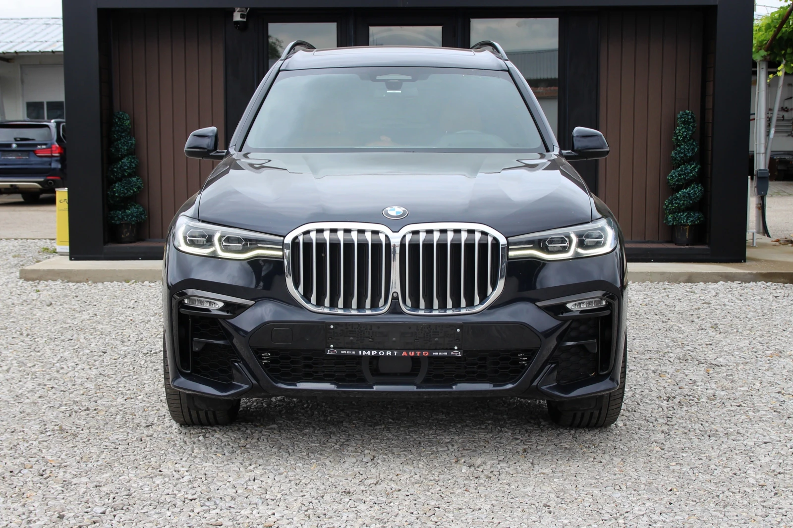BMW X7 40i* Xdrive* M-PACK, снимка 2 - Автомобили и джипове - 55387059