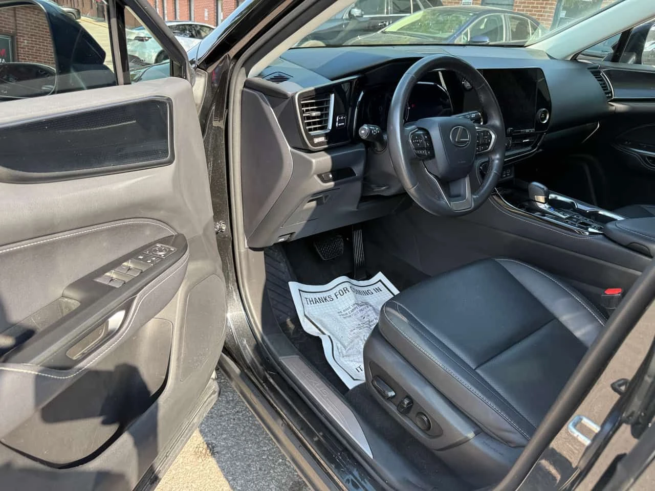 Lexus NX * 250 * CARFAX * ОПЦИЯ ЗА ФИНАНСИРАНЕ , снимка 5 - Автомобили и джипове - 55504729
