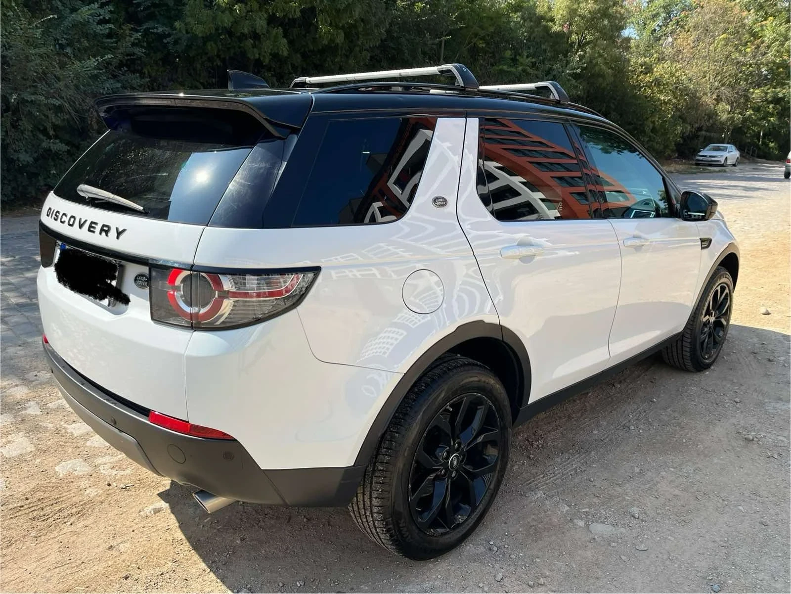 Land Rover Discovery Sport, снимка 4 - Автомобили и джипове - 55943649