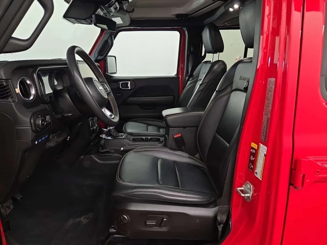 Jeep Wrangler SAHARA / Цена до България , снимка 5 - Автомобили и джипове - 56323610