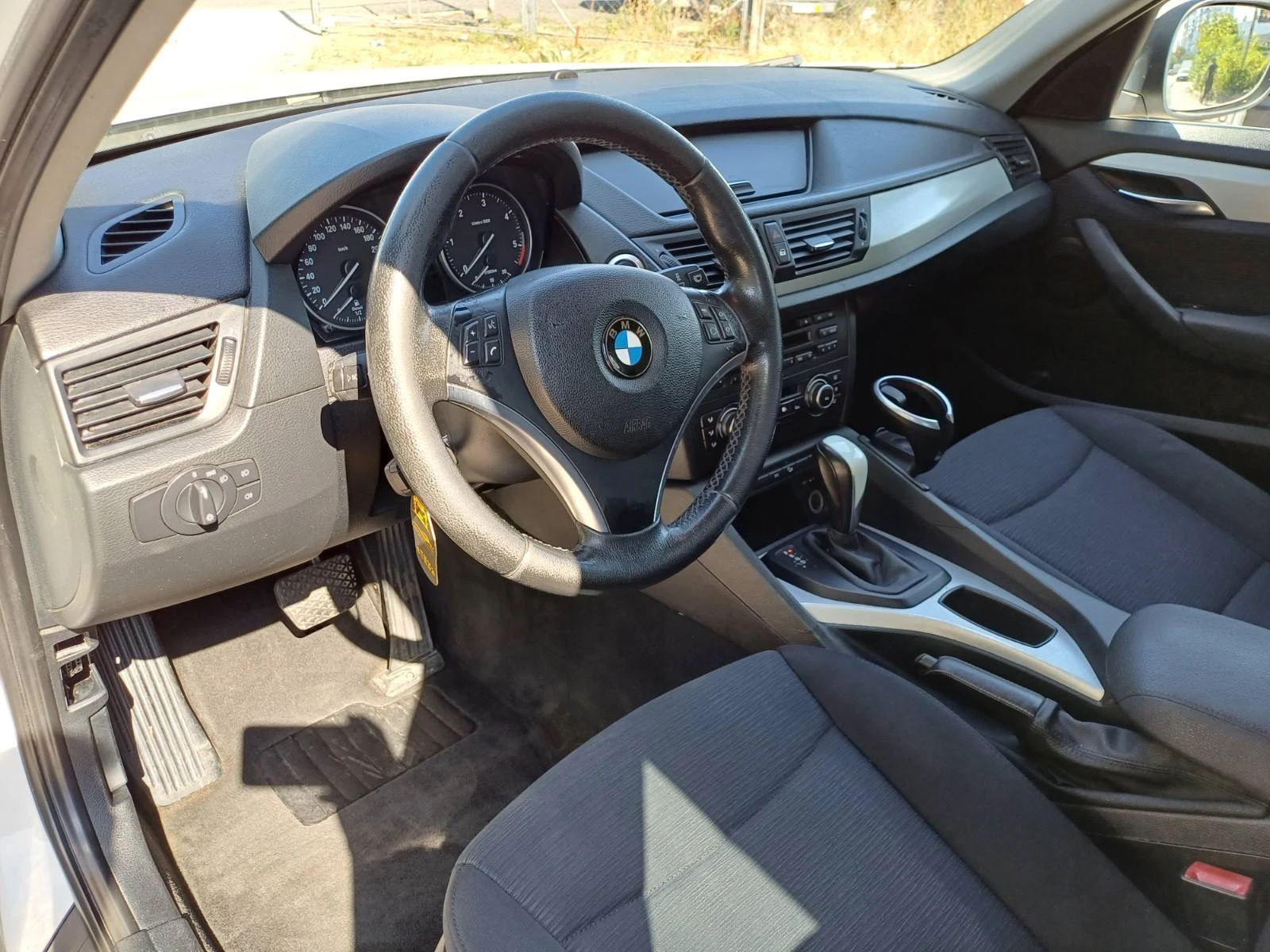 BMW X1 2.3d xDrive, снимка 9 - Автомобили и джипове - 56562286