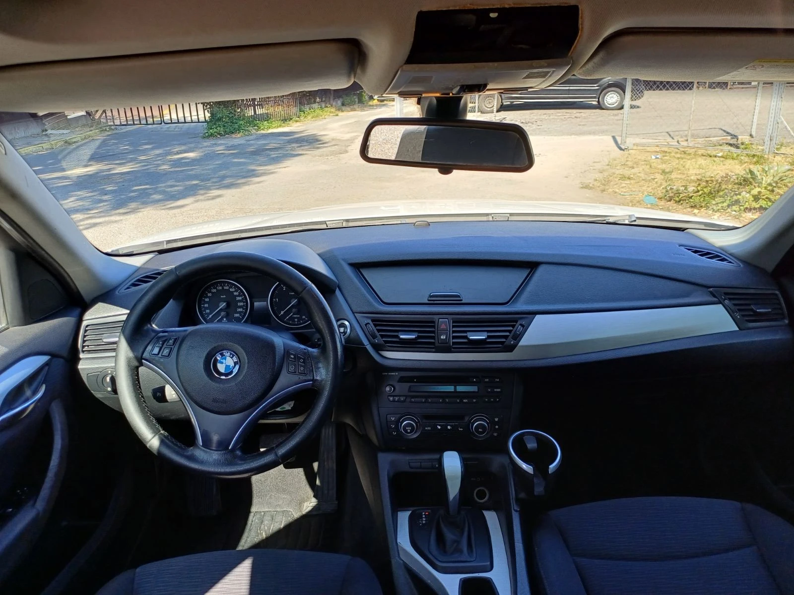 BMW X1 2.3d xDrive, снимка 12 - Автомобили и джипове - 56562286