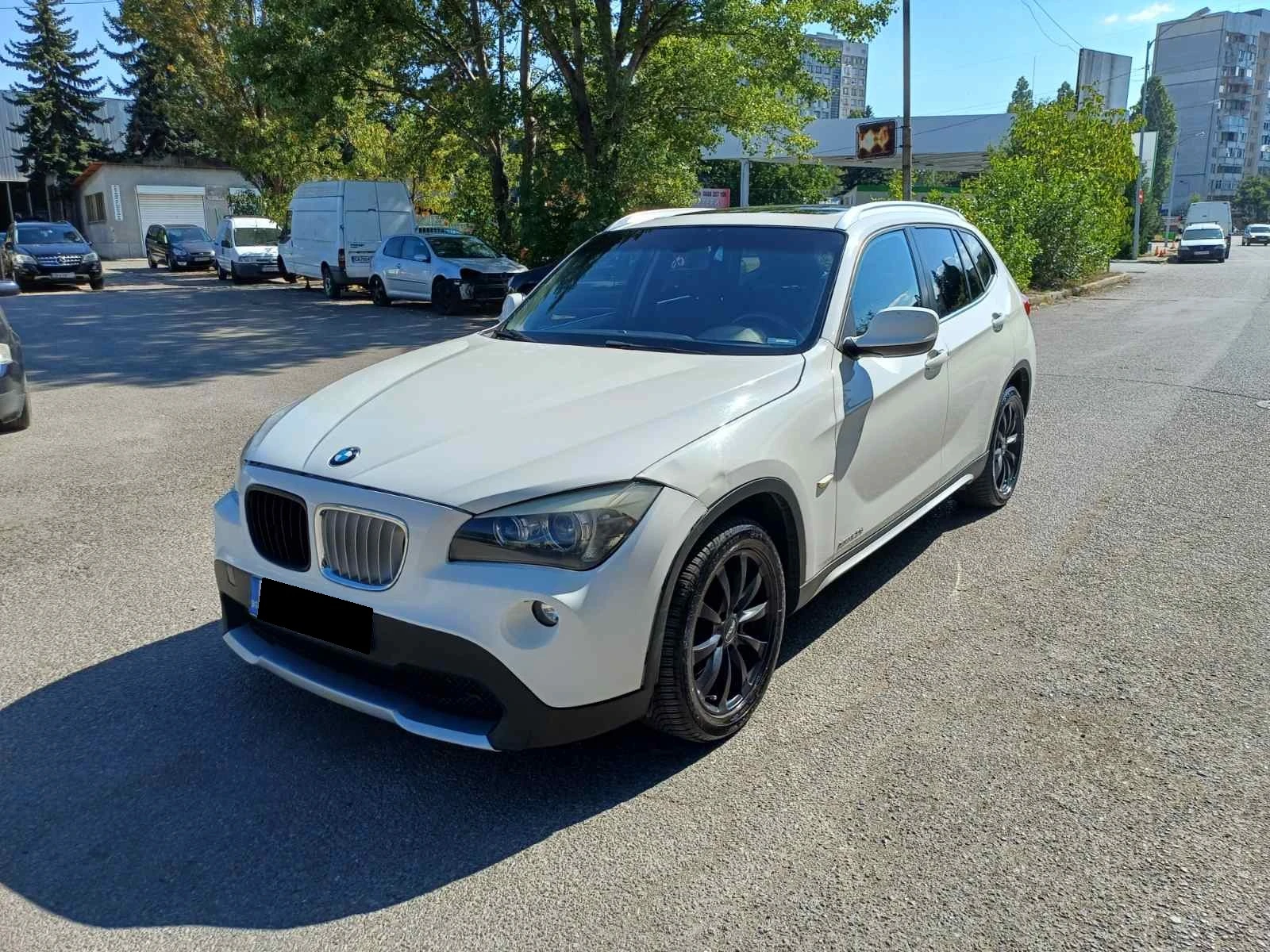 BMW X1 2.3d xDrive, снимка 2 - Автомобили и джипове - 56562286