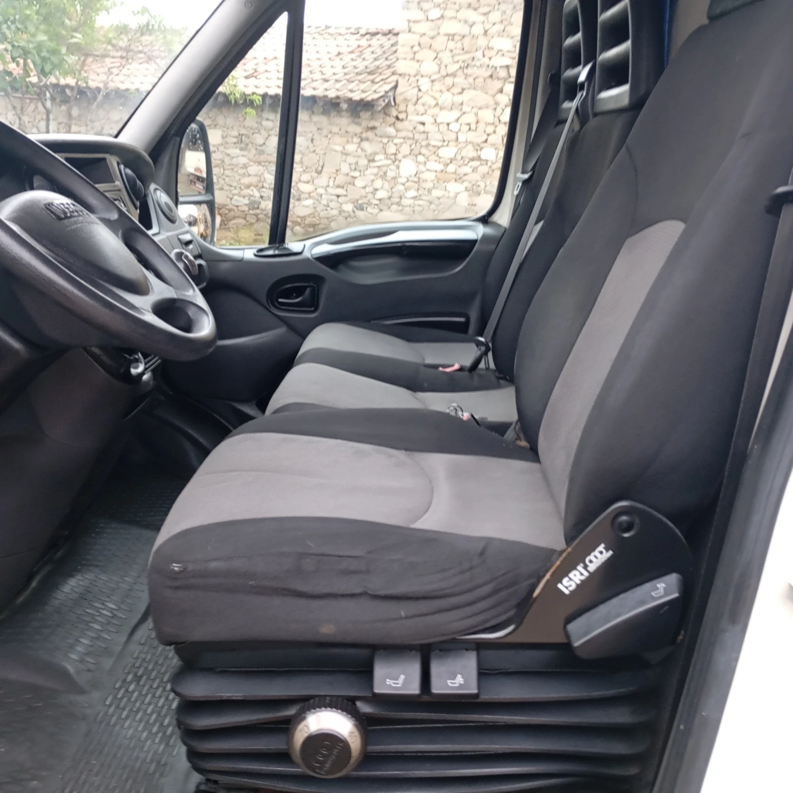Iveco 35s13  - изображение 7