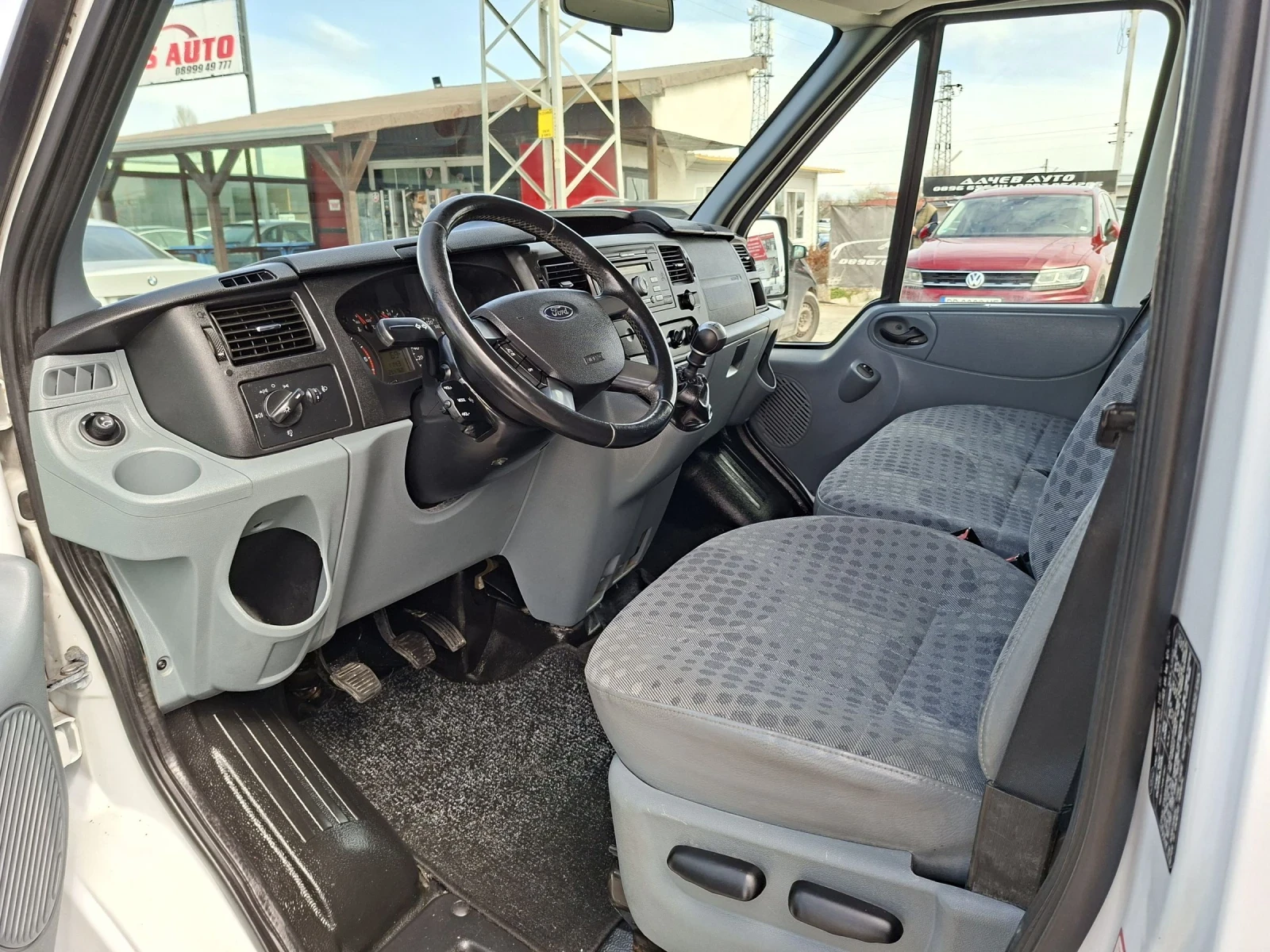 Ford Transit 2.2D/6СК/125кс/КЛИМА/CRUIZE/ 8+ 1, снимка 7 - Бусове и автобуси - 54044571