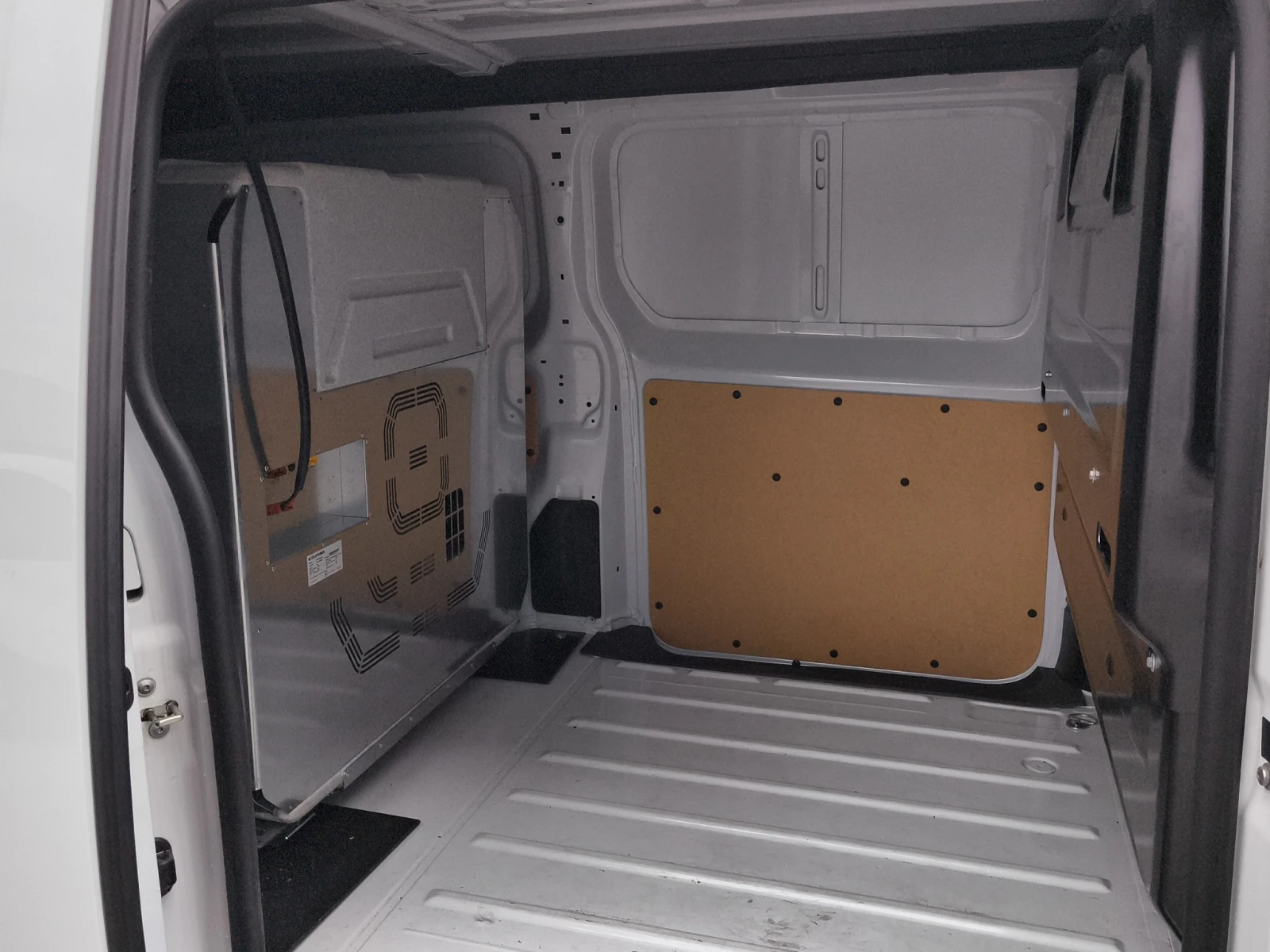 Opel Vivaro 2.0 Diesel 144 hp MT6//2404001, снимка 12 - Бусове и автобуси - 54621350