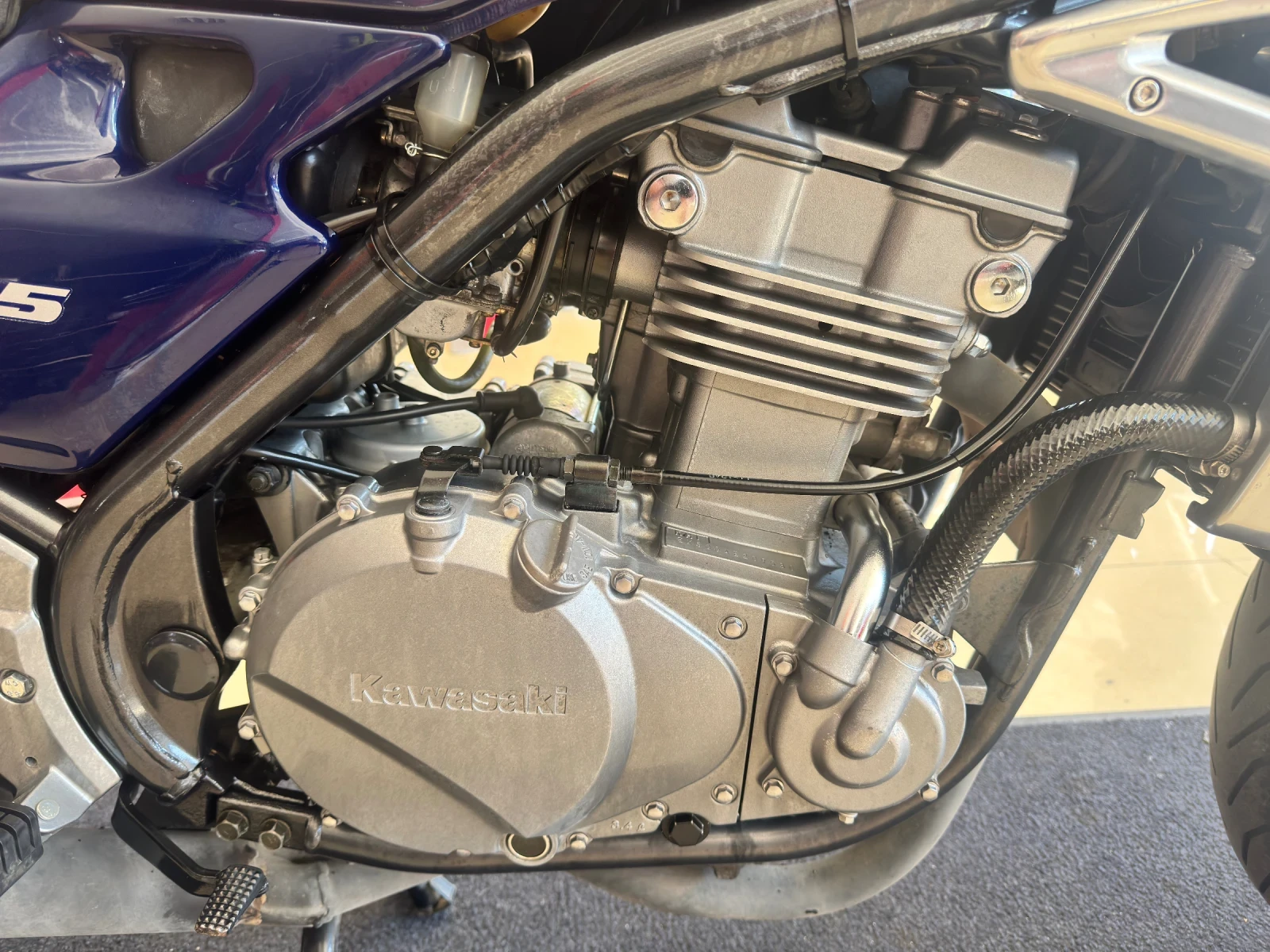 Kawasaki ER Kawasaki ER-5 - изображение 6