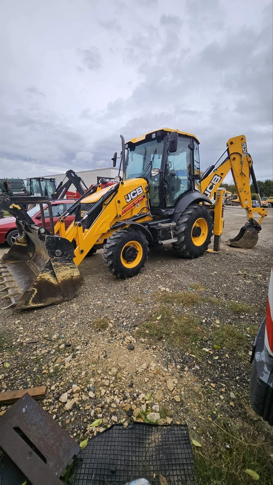 ����� JCB 3�� | Mobile.bg � ����������� 2