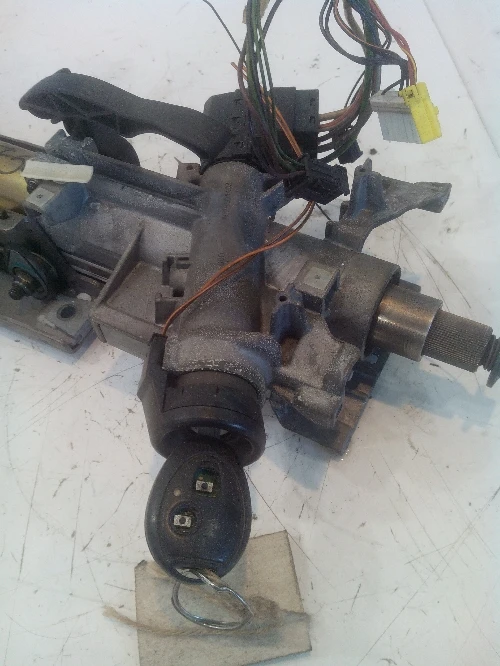 Контактен ключ Ровър 75