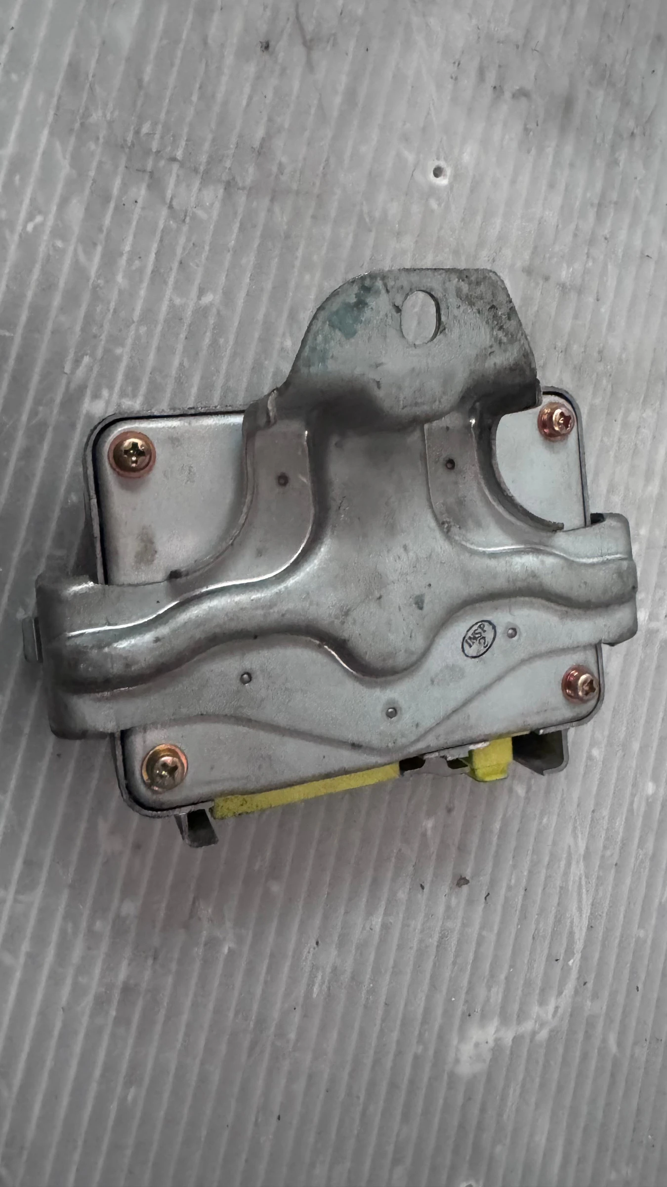 Airbag  /  /  a Daihatsu Terios - 152300-2980 / 89170-87404 | Mobile.bg   2