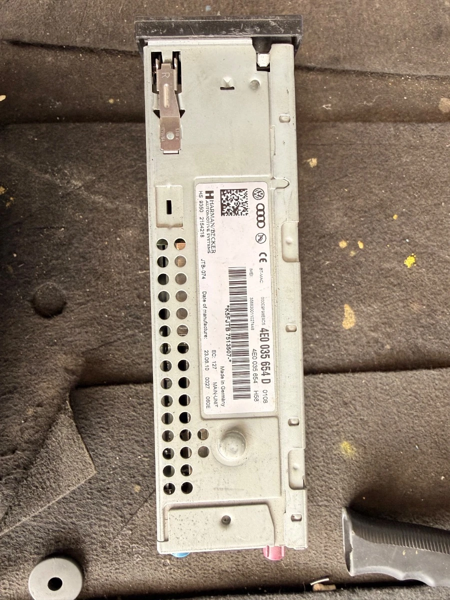Медия MMI Навигация NAVI Мултимедия CD DVD Радио управление за Audi 4E0035654D-1