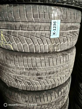 Гуми Зимни 285/45R21, снимка 1 - Гуми и джанти - 48869662