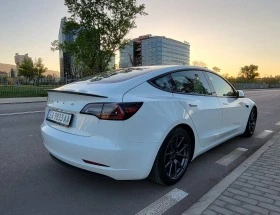 Tesla Model 3 SR+ , снимка 2