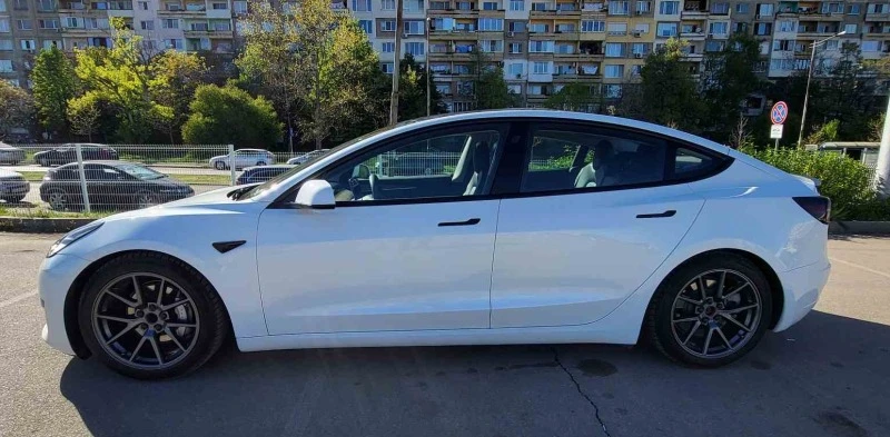 Tesla Model 3 SR+ , снимка 11 - Автомобили и джипове - 45209074