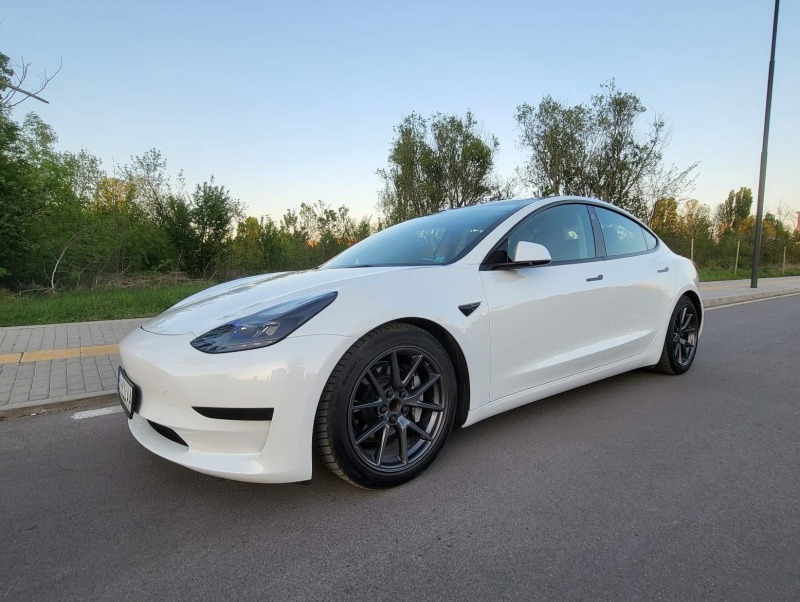 Tesla Model 3 Standart Range + , снимка 1 - Автомобили и джипове - 45209074