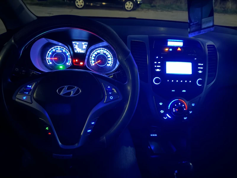 Hyundai Ix20 1, 4i-Първи собственик-90 000 км.НОВА, снимка 16 - Автомобили и джипове - 45673607