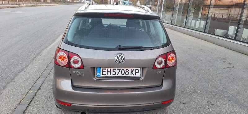 VW Golf Plus, снимка 4 - Автомобили и джипове - 48003811