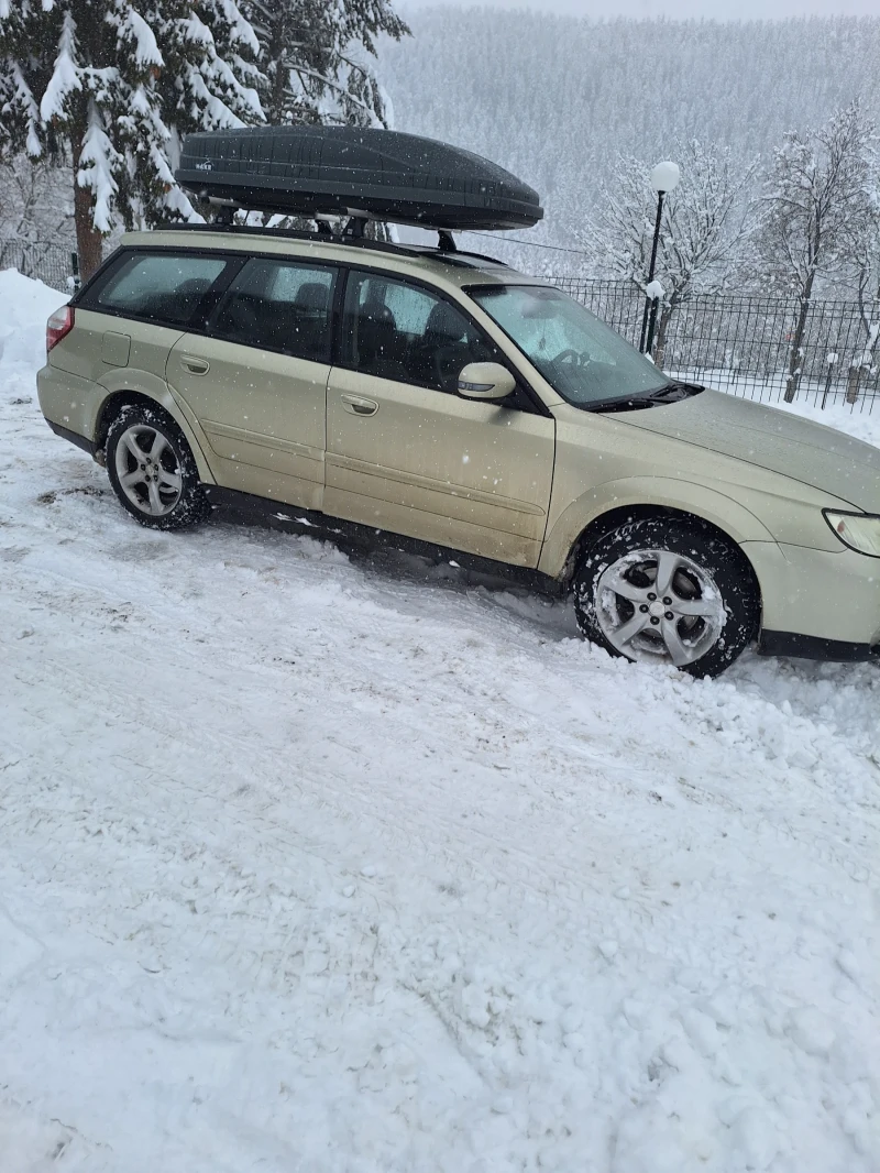 Subaru Outback, снимка 2 - Автомобили и джипове - 48551141