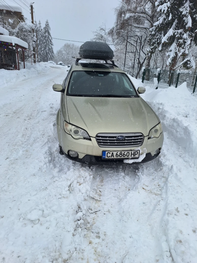 Subaru Outback, снимка 1 - Автомобили и джипове - 48551141