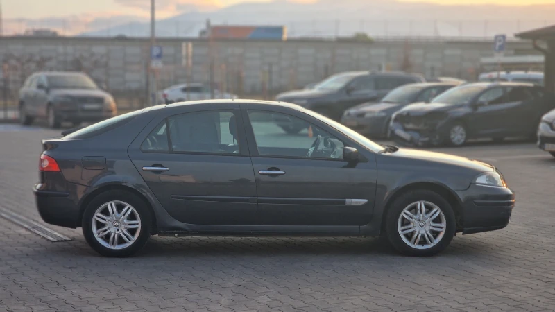 Renault Laguna, снимка 6 - Автомобили и джипове - 49097425