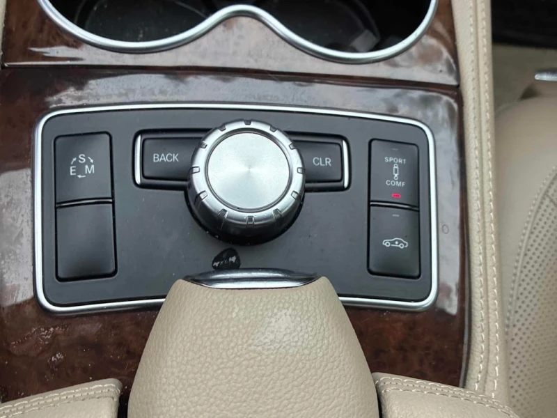 Mercedes-Benz CLS 550 CARFAX, снимка 14 - Автомобили и джипове - 52734027