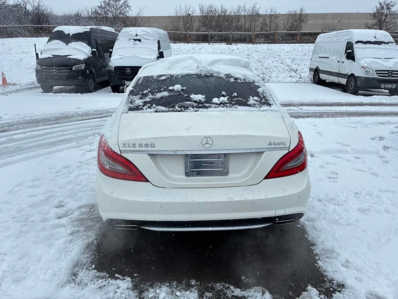 Mercedes-Benz CLS 550 CARFAX, снимка 4 - Автомобили и джипове - 52734027