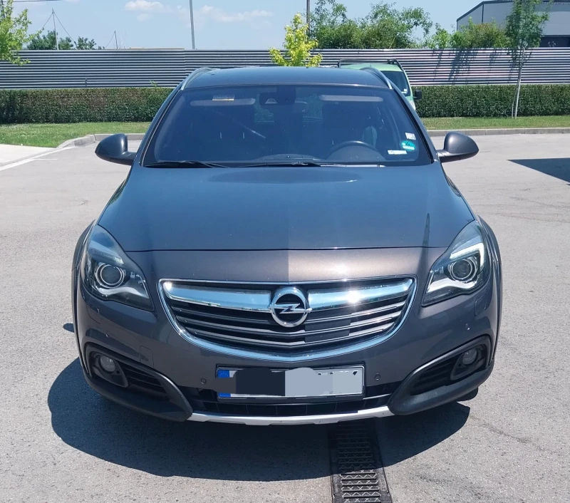 Opel Insignia Bi-turbo 4x4 LED Bi-xenon FULL, снимка 2 - Автомобили и джипове - 52777829