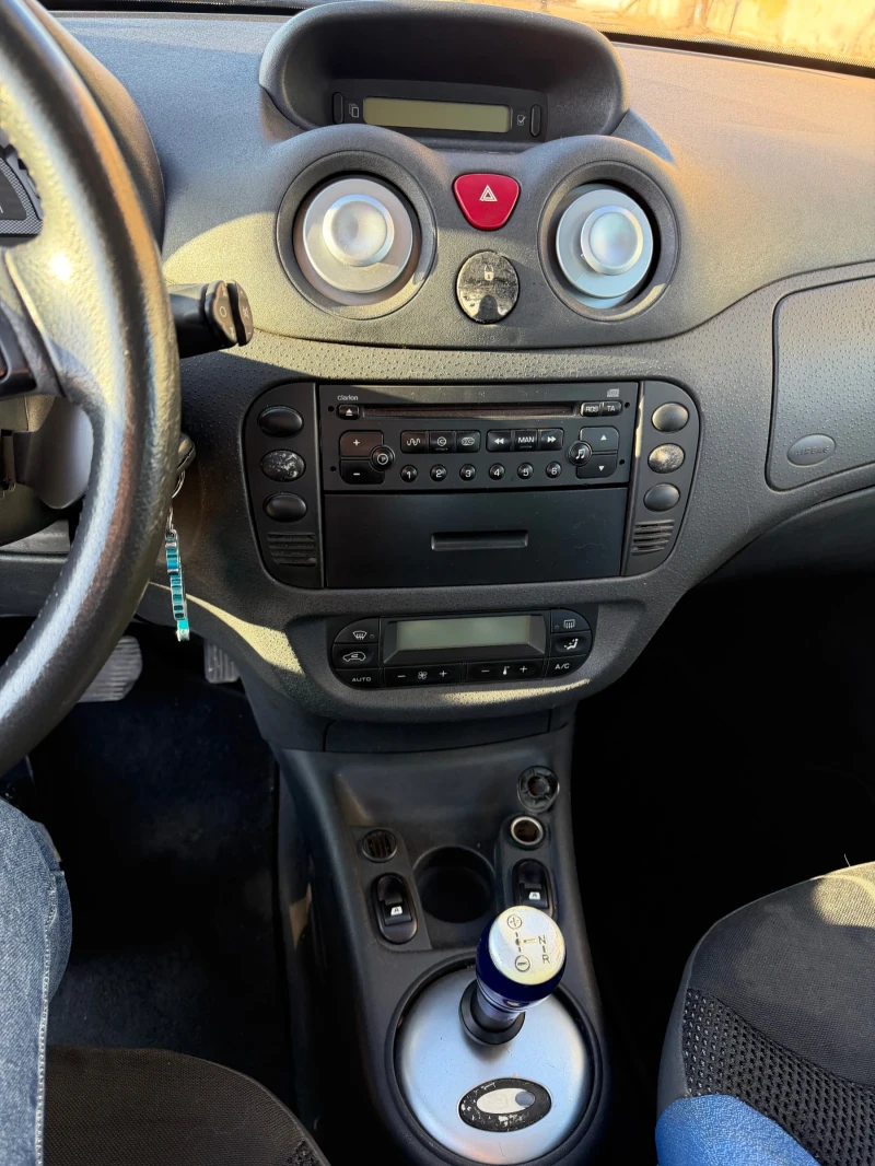 Citroen C2 1.6 VTS автоматик, снимка 9 - Автомобили и джипове - 53138926