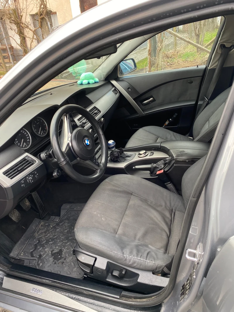 BMW 525 Спешно 3300 еуро до 09.02.26 , снимка 9 - Автомобили и джипове - 53180380