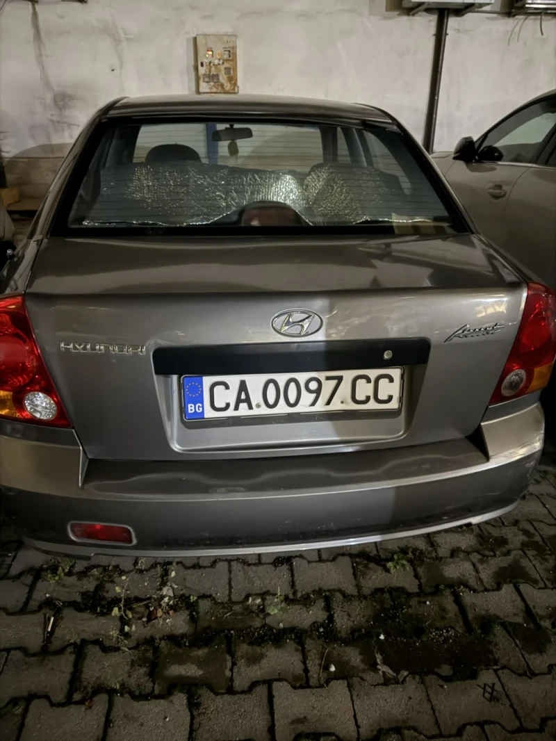Hyundai Accent, снимка 8 - Автомобили и джипове - 53267115