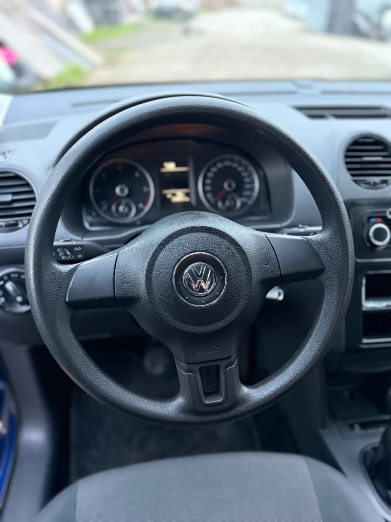 VW Caddy, снимка 11 - Автомобили и джипове - 53410217