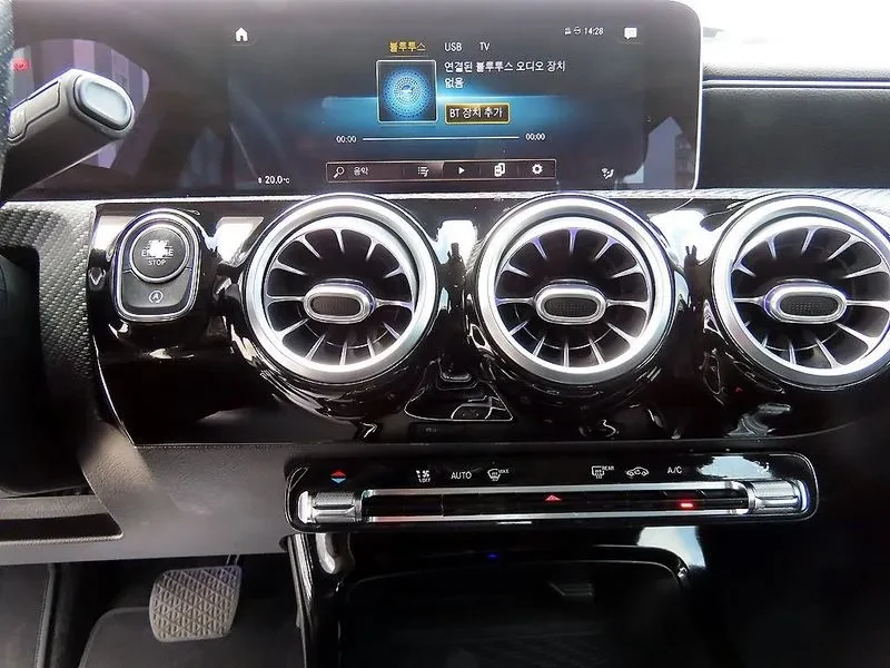 Mercedes-Benz 220 Hatchback | Mobile.bg � ����������� 14